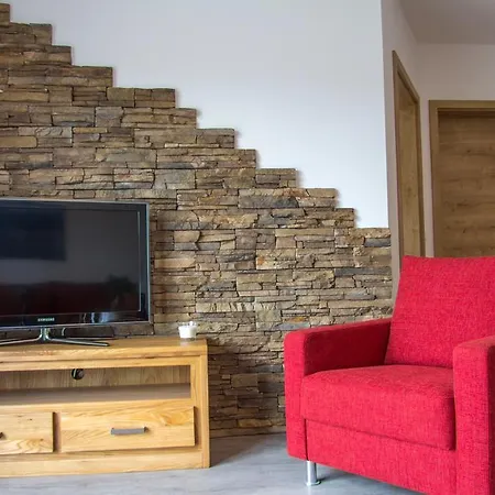 霍普分赛公寓 *